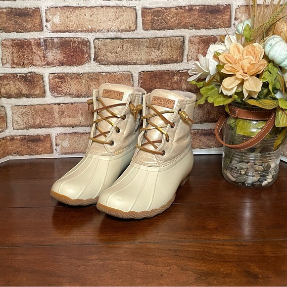 Sperry Champagne Shimmer Shaft Waterproof Saltwater Duck Boots STS80493 Size 10 - Picture 1 of 10
